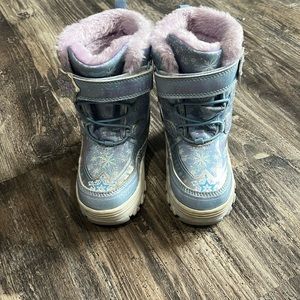 Girls boots size 7